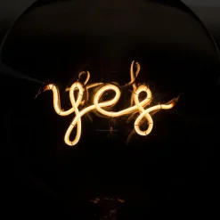 Ampoule LED  "Yes"
