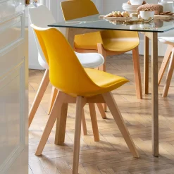 Chaise "Baya", pieds hêtre
