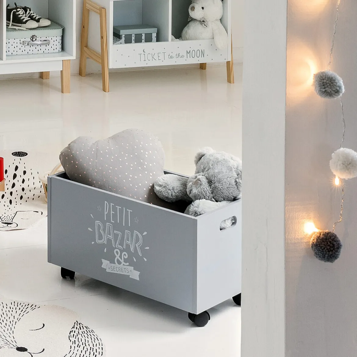 Coffre à jouets à roulettes