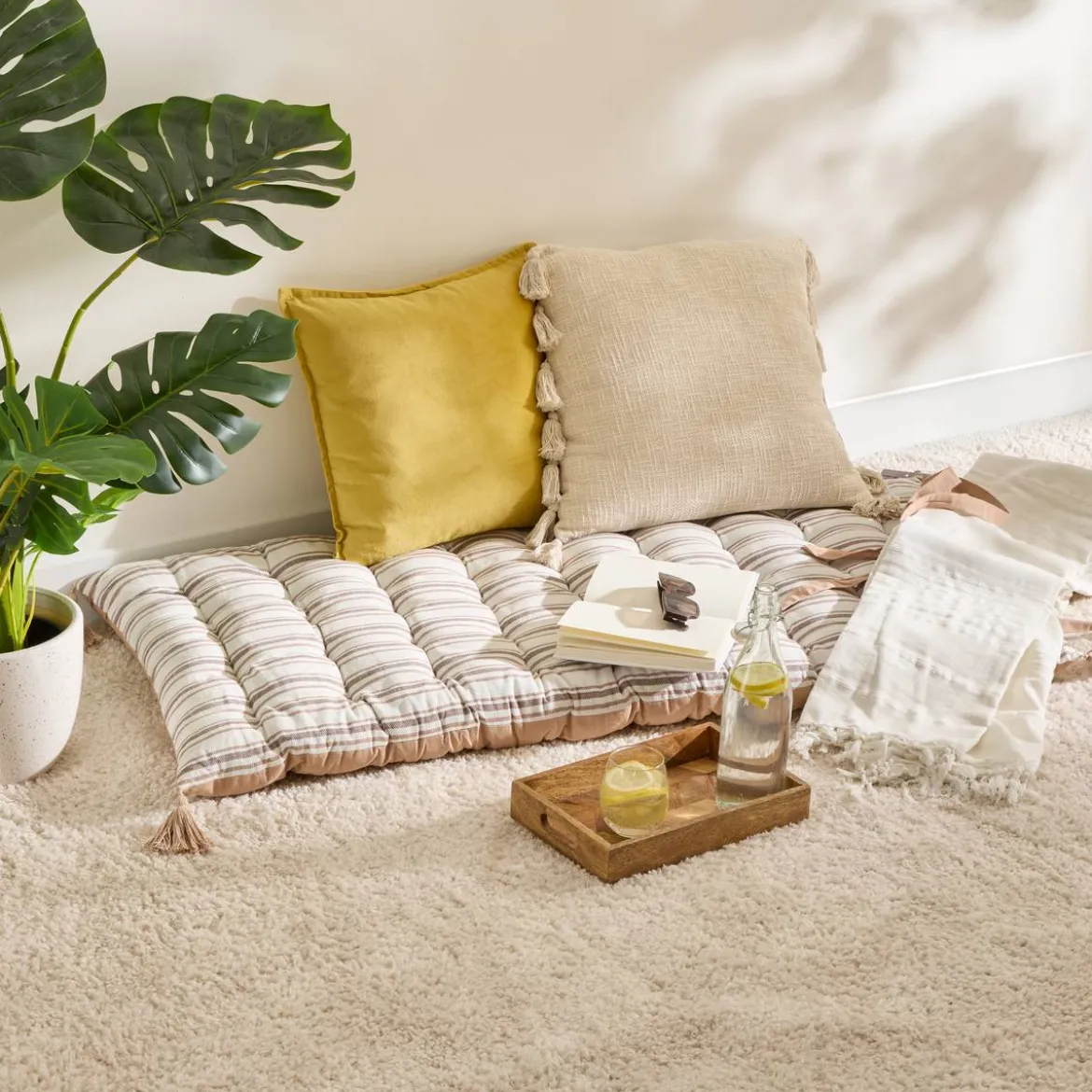 Coussin de sol "Groove"