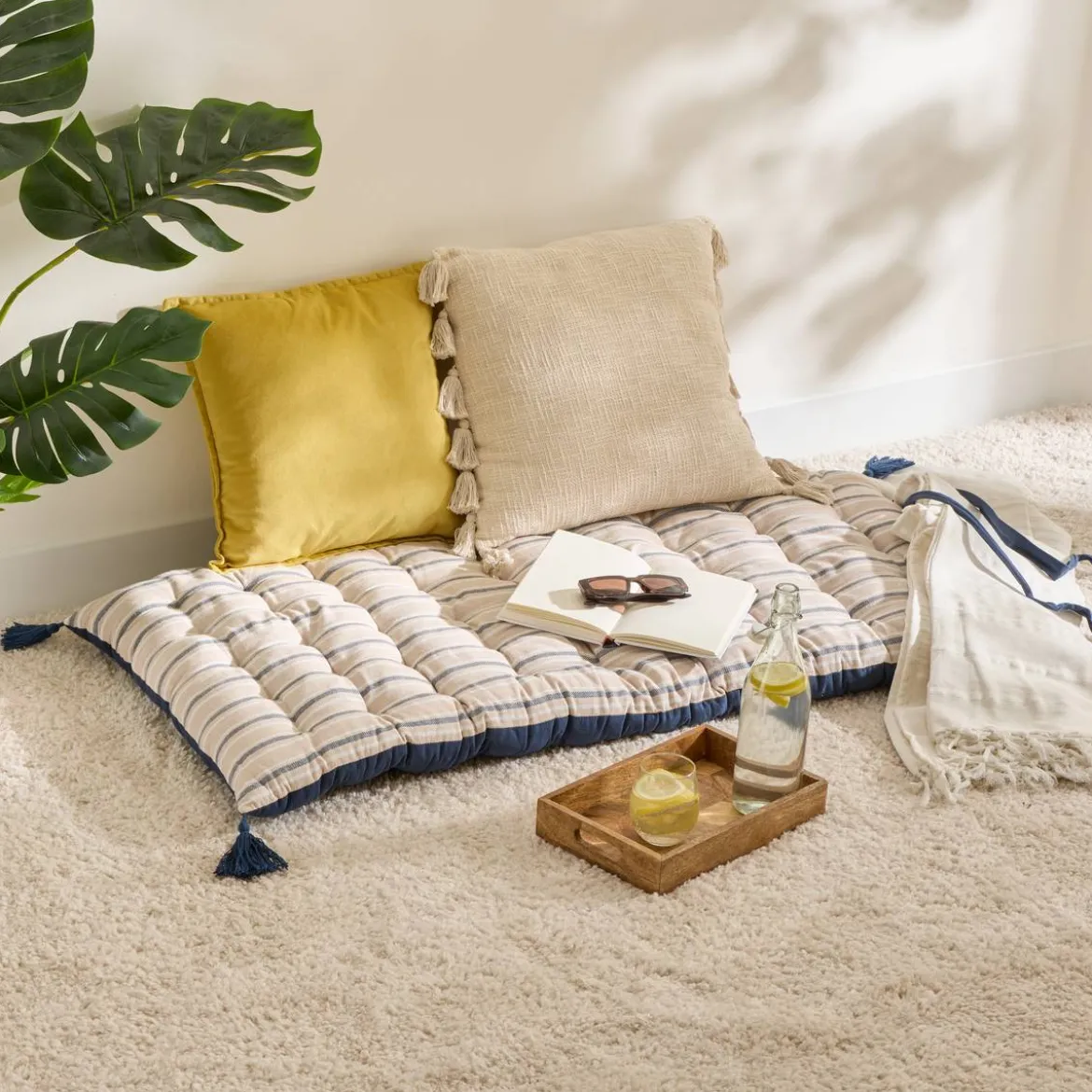 Coussin de sol "Groove"