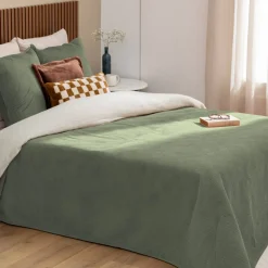 Dessus de lit et 2 taies d'oreiller 