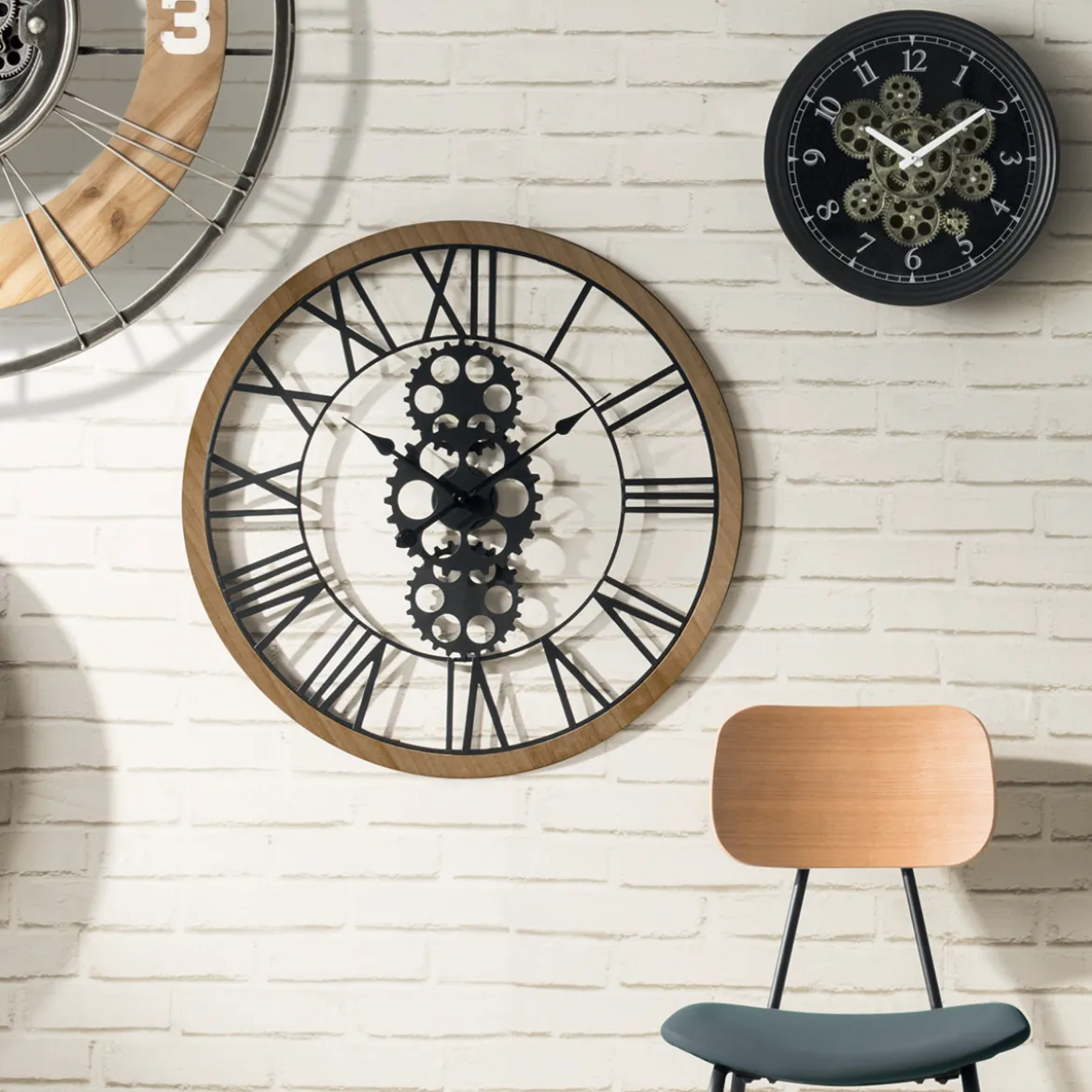 Horloge mécanique "Mely"