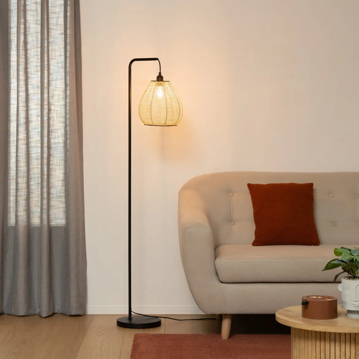 Lampadaire arc "Delia"