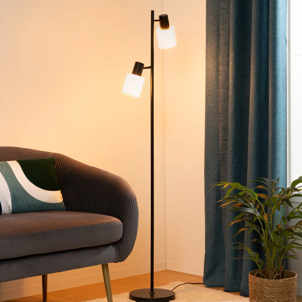 Lampadaire "Tais"