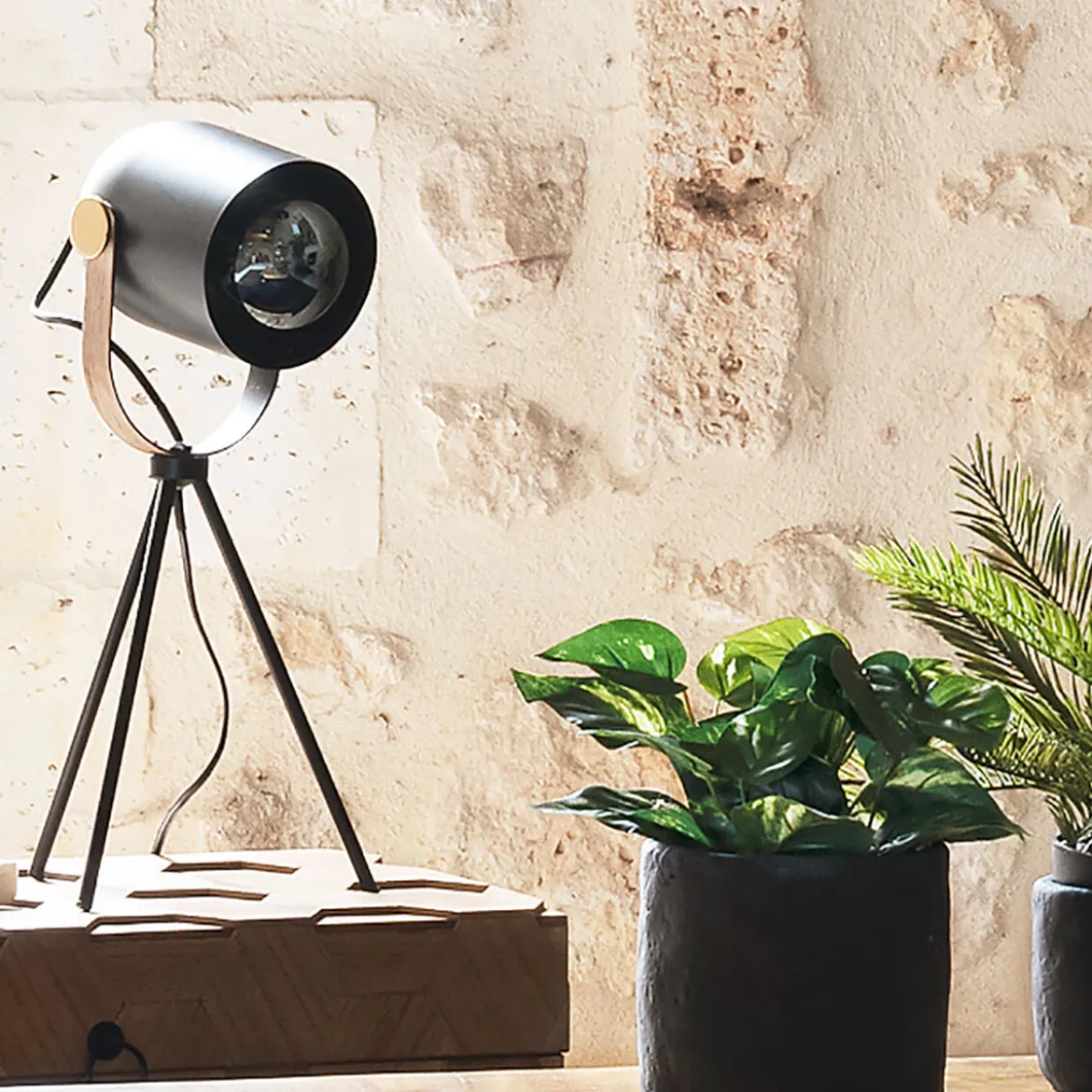 Lampe trépied "Bil"