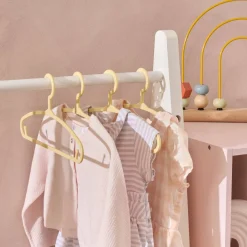 Lot de 6 cintres enfant