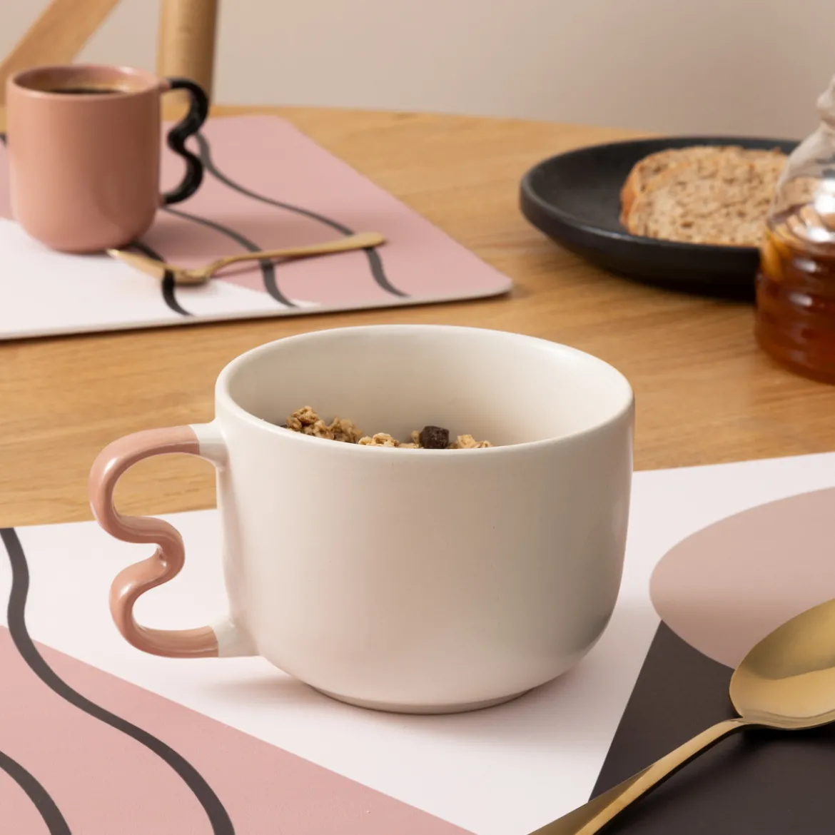 Mug "Wavy Bliss"