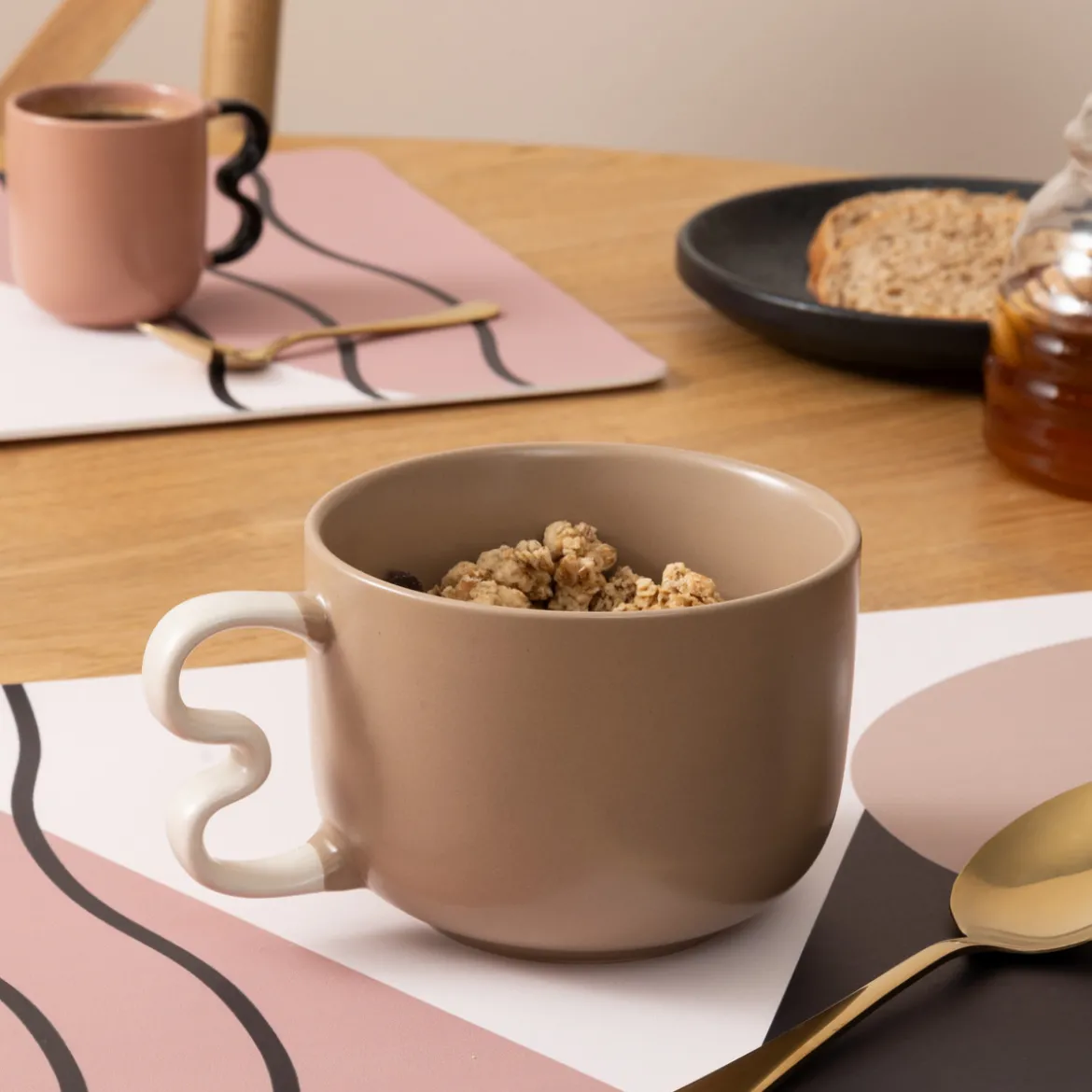 Mug "Wavy Bliss"
