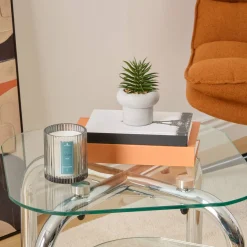 Plante artificielle en pot 