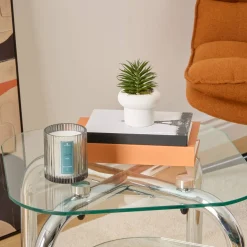 Plante artificielle en pot 