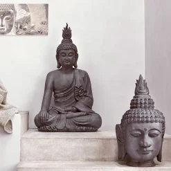 Statuette