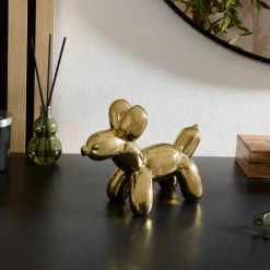 Statuette