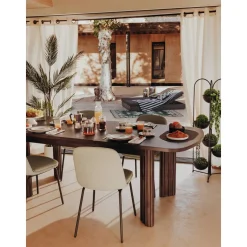 Table à manger "Rikaya"