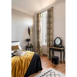 Table de chevet