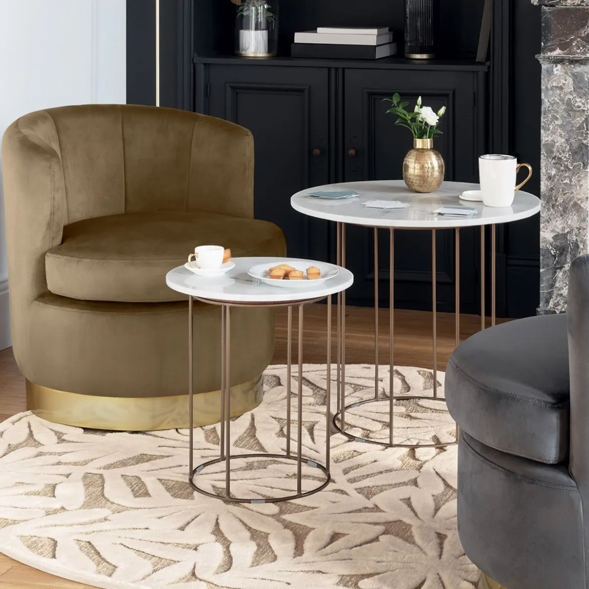 Tables gigognes